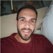 Mi nombre es Pedro y soy graduado en Educación Primaria por la Universidad de Extremadura. Me ofrezco para dar clases de refuerzo escolar a niños/as de primaria. Tengo experiencia trabajando en colegios en cursos de diferentes edades. Tengo capacidad para